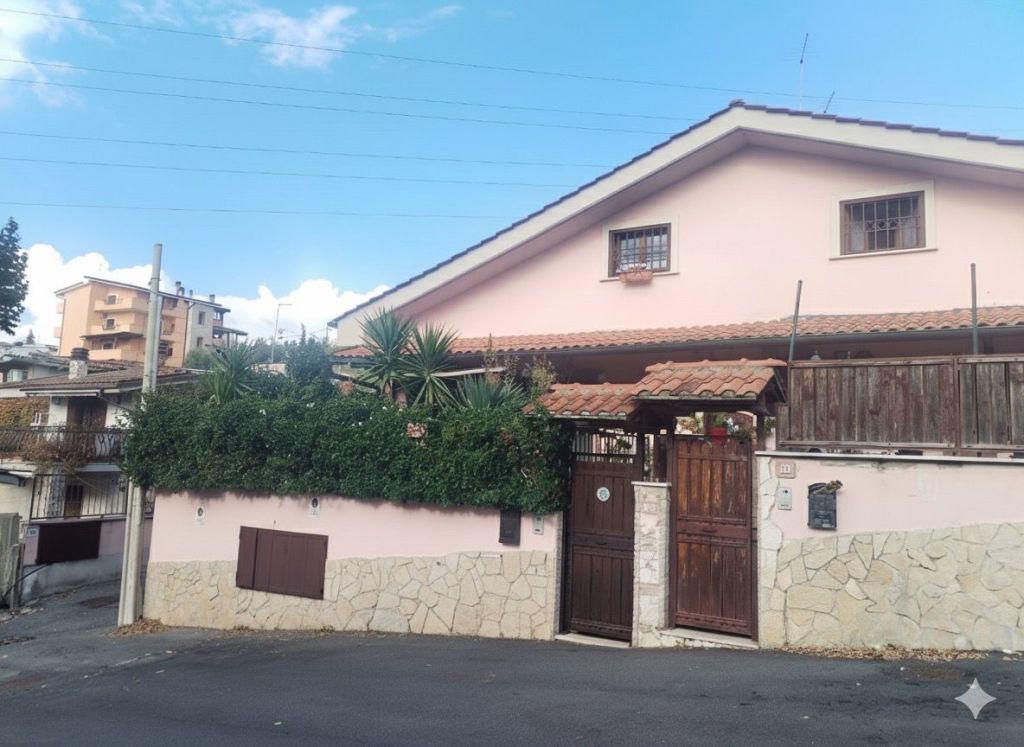 porzione-di-villa-bifamiliare-in-vendita