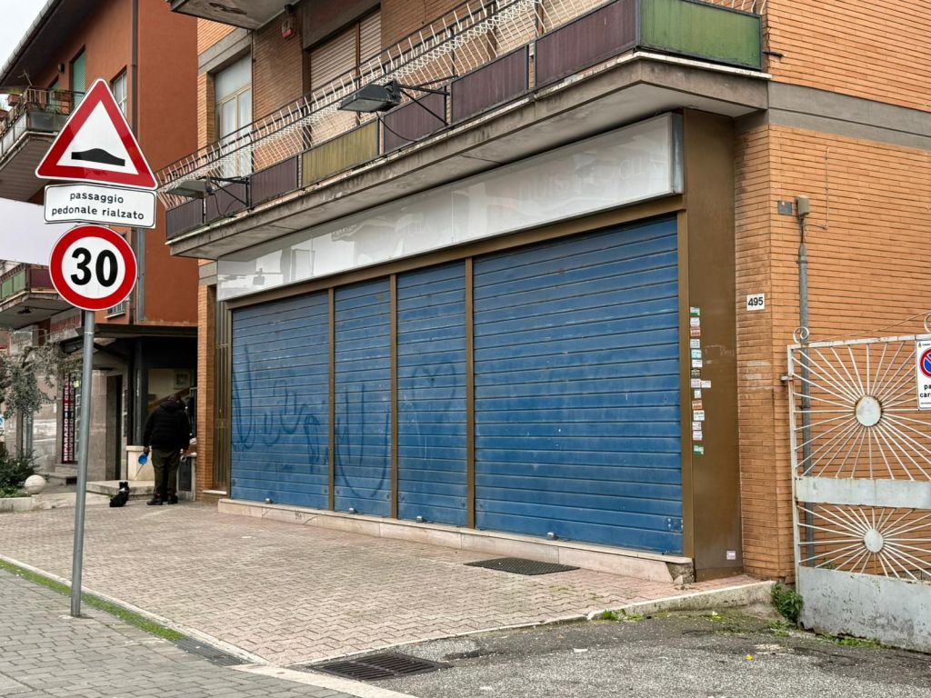 tor-lupara-via-nomentana-locale-commerciale